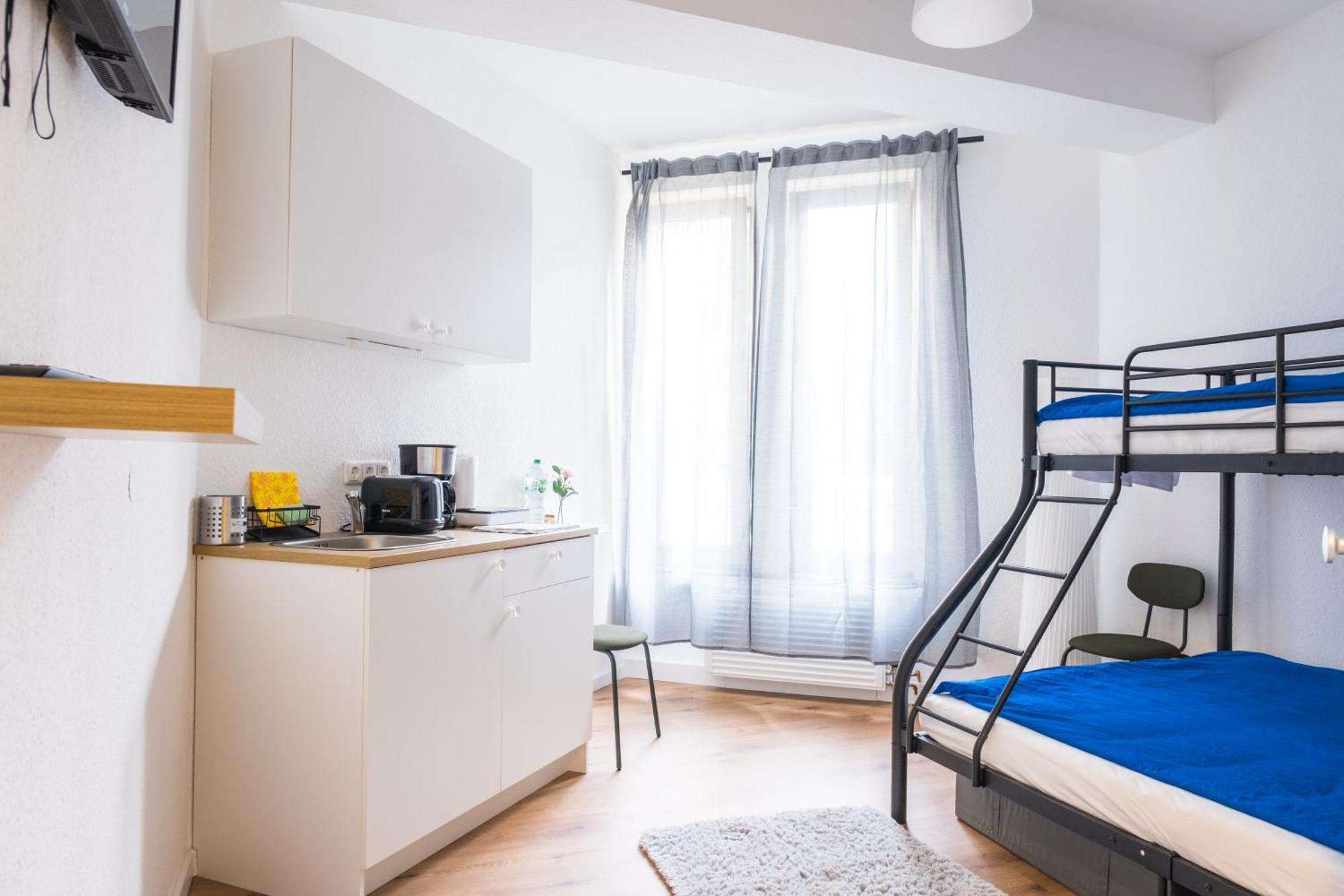 Hostel Maru Living C9 Köln Ngoại thất bức ảnh