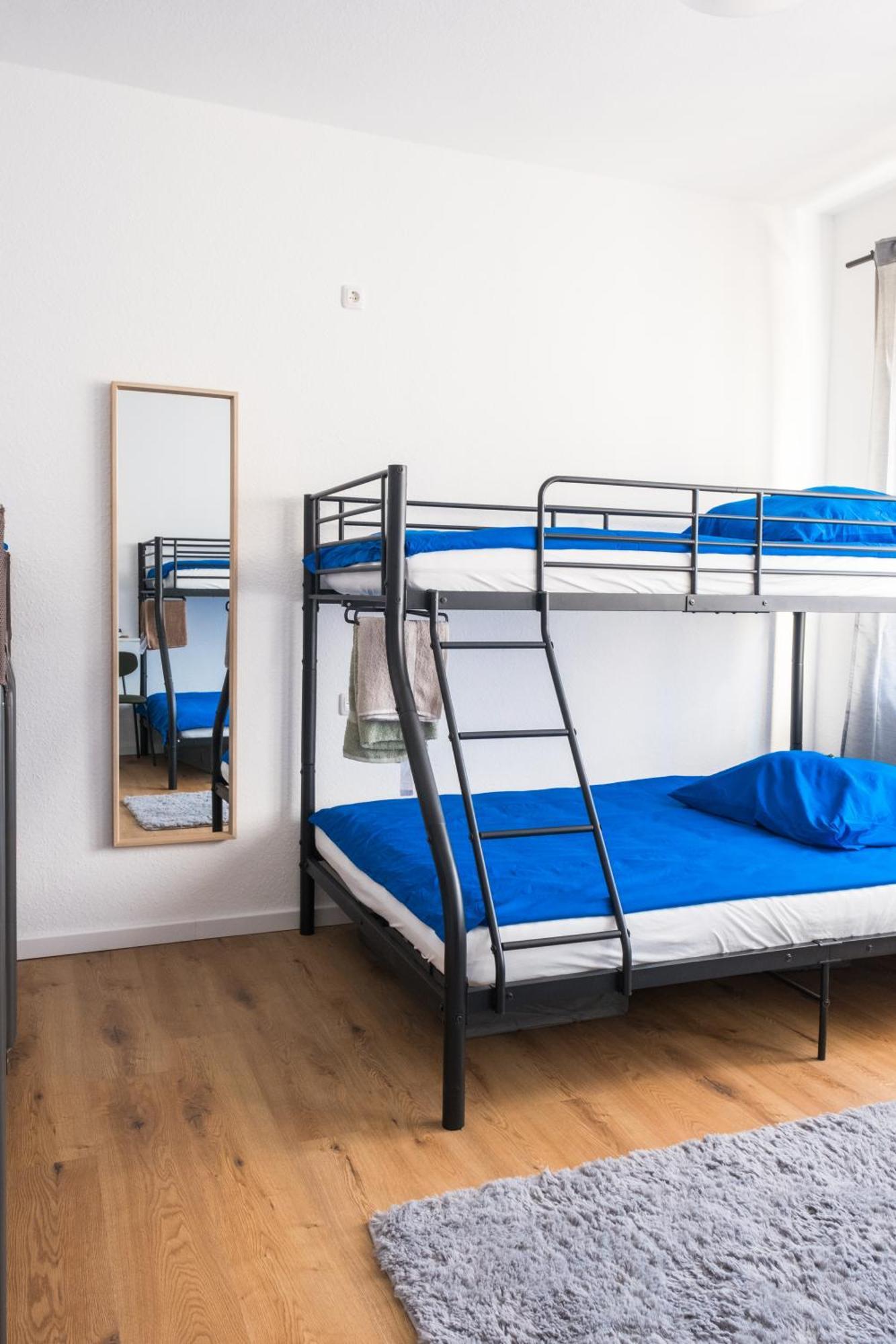Hostel Maru Living C9 Köln Ngoại thất bức ảnh
