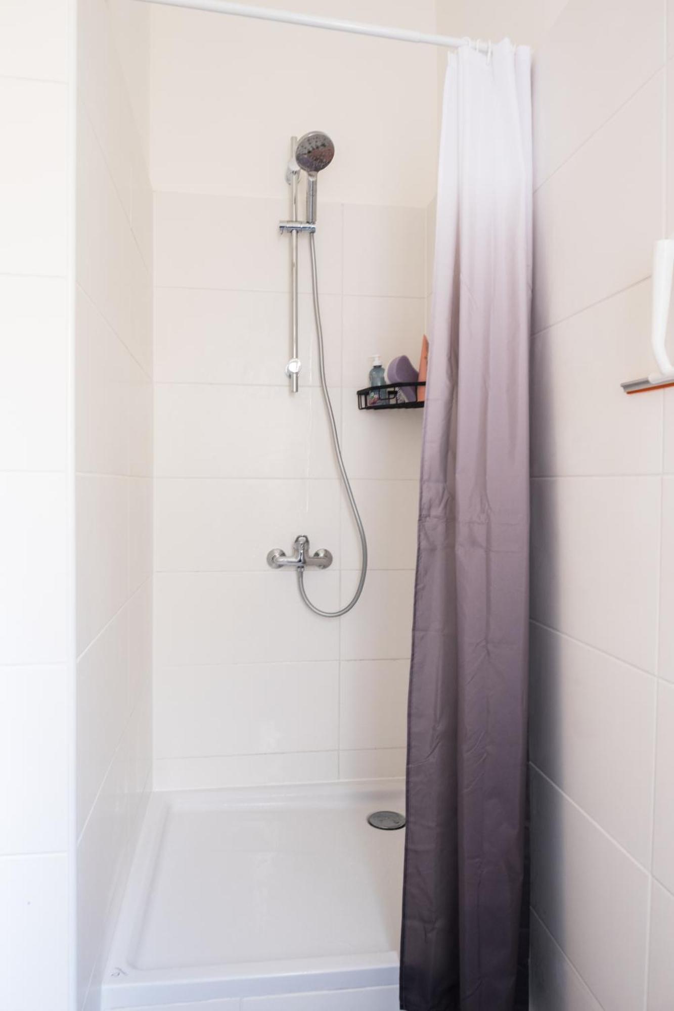 Hostel Maru Living C9 Köln Ngoại thất bức ảnh